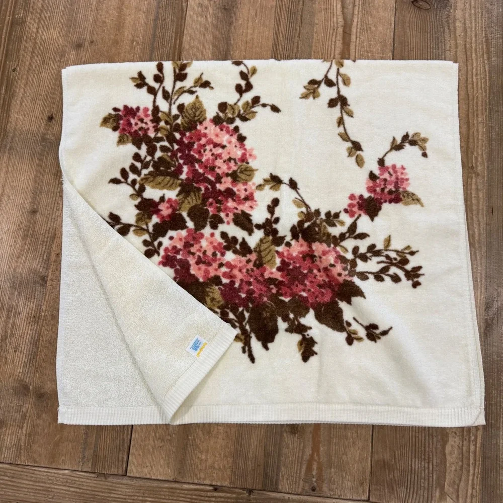 Vintage Towel Set Floral Hydrangea Springmaid 3 Piece Pink Brown White USA Made